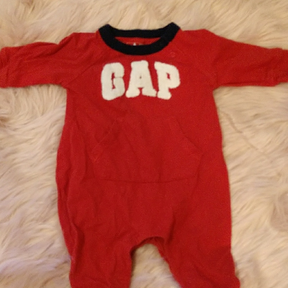 Gap one piece 0-3 months